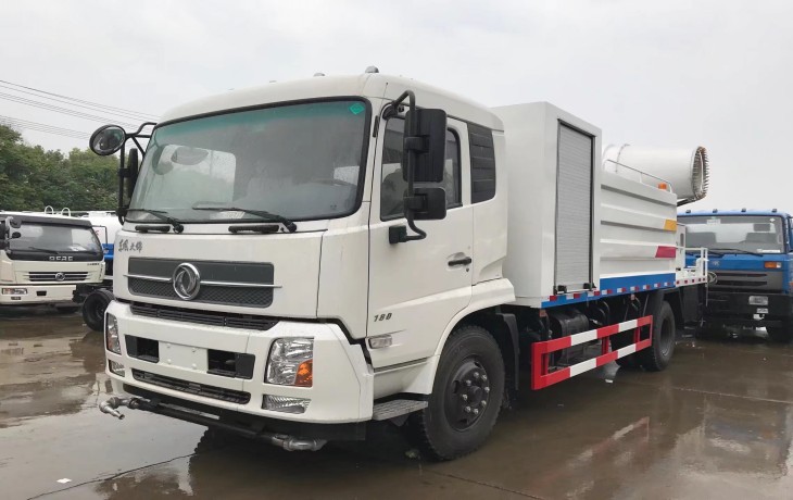 東風天錦抑塵噴霧灑水車